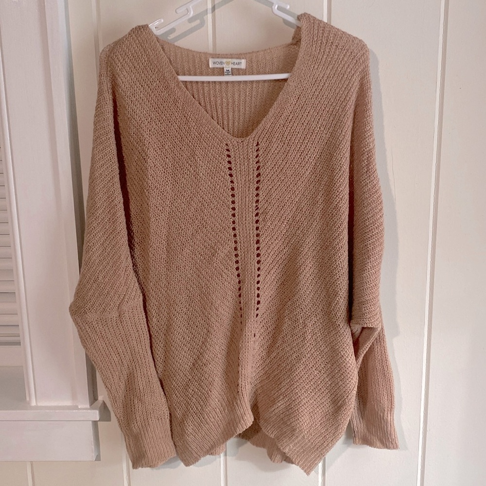 Pink sweater. Size M
